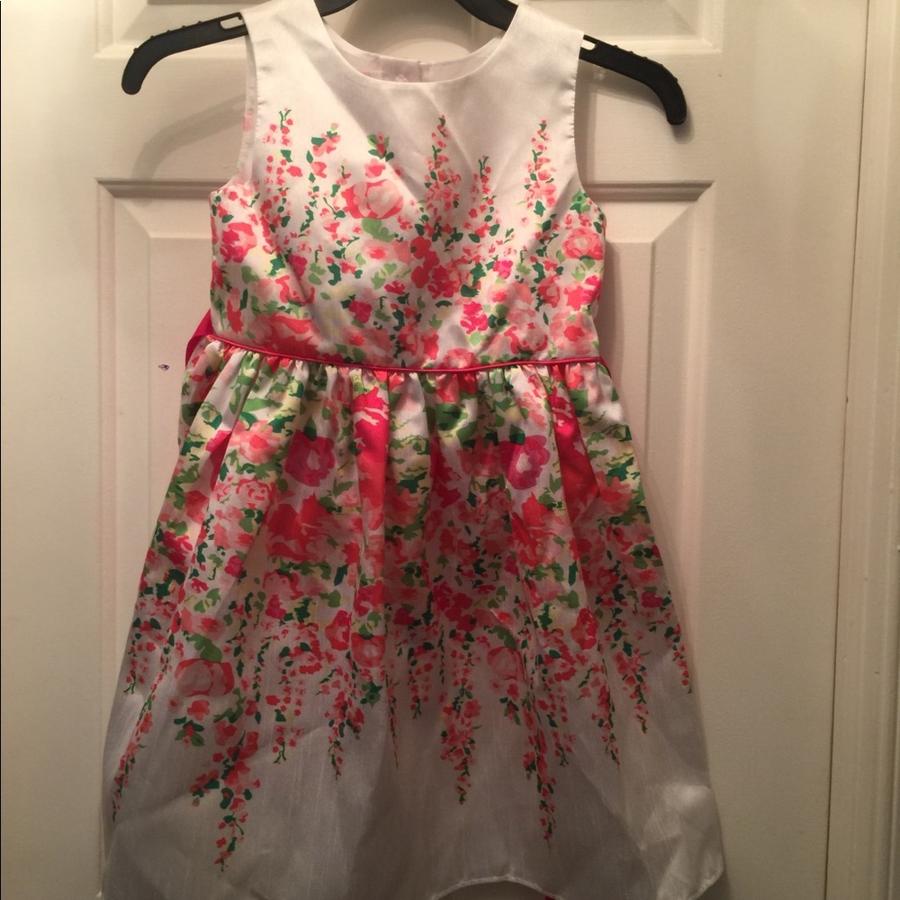 Super Cute girls dress!!! New with tags!!